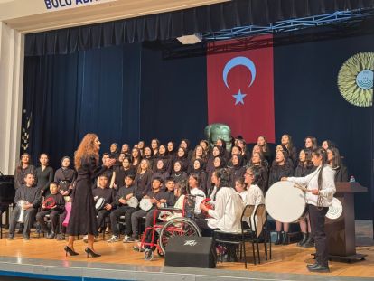 ÖZEL ÖĞRENCİLERDEN ÖZEL KONSER