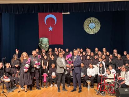 ÖZEL ÖĞRENCİLERDEN ÖZEL KONSER